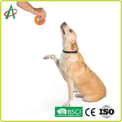 Bola feita sob encomenda brinquedos pequenos sibilantes dados forma do animal de estimação do luxuoso com Emoji diferente